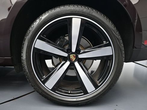 Used 2026 Porsche Macan image 26