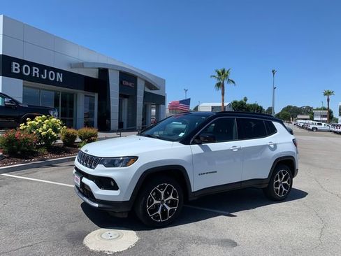 Used 2025 Jeep Compass Limited AWD/4WD image 1