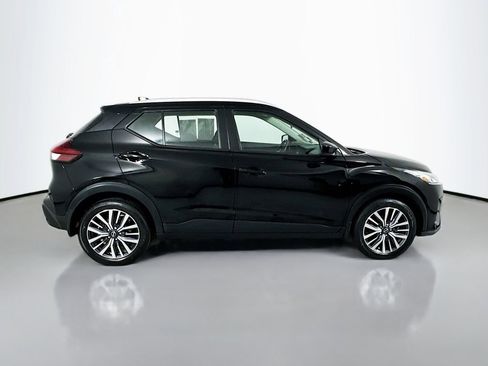 Used 2023 Nissan Kicks SV FWD image 7