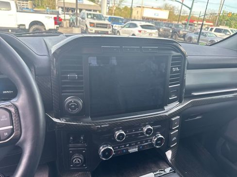 Used 2022 Ford F150 Lariat w/ Equipment Group 502A High AWD/4WD image 18