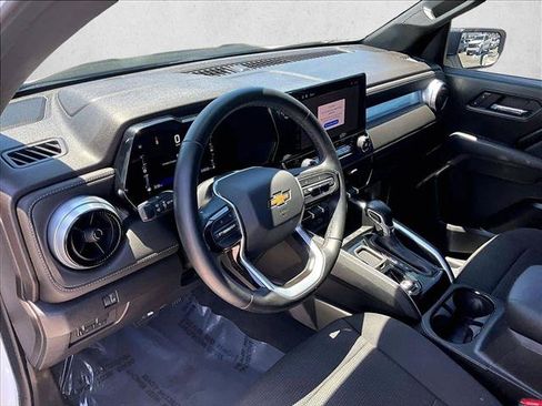 Used 2023 Chevrolet Colorado LT w/ LT Convenience Package RWD image 14