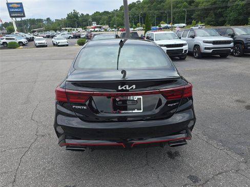 Used 2022 Kia Forte GT FWD image 4