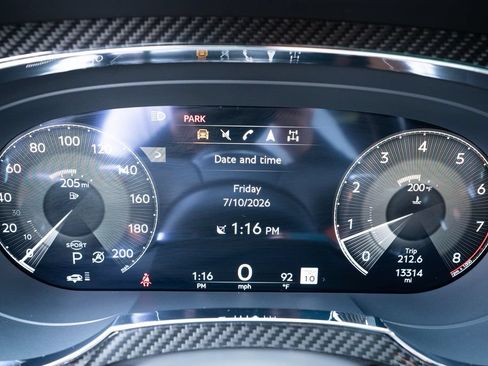 Used 2023 Bentley Bentayga Speed AWD/4WD image 37