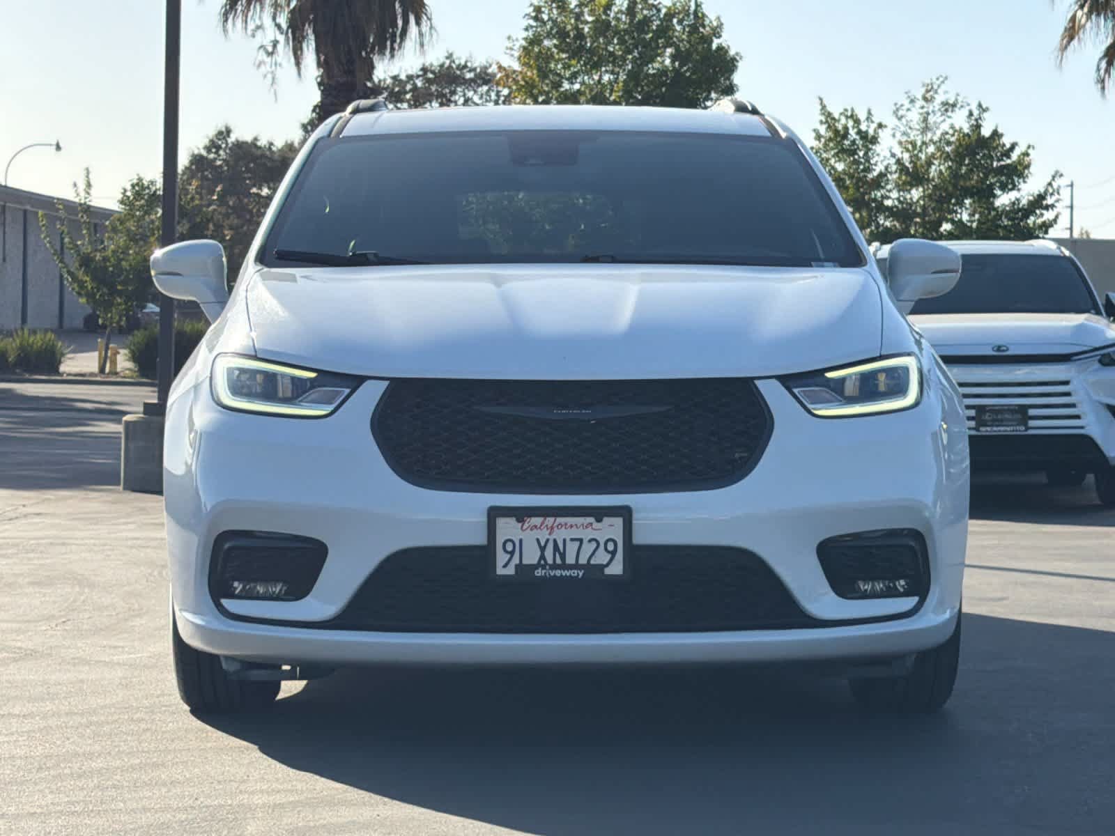 Used 2021 Chrysler Pacifica Touring-L w/ S Appearance Package FWD image 10