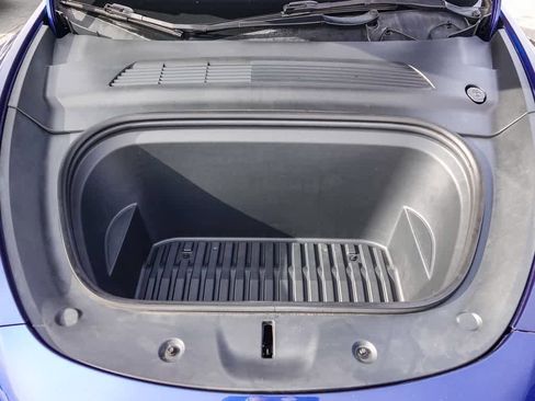 Used 2021 Tesla Model Y 2WD image 26