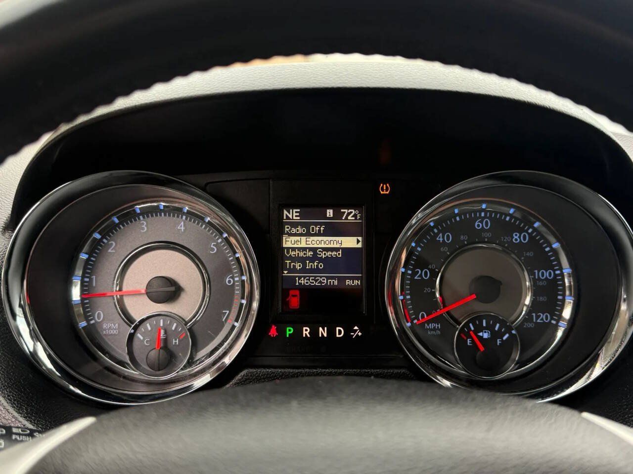 Used 2014 Chrysler Town & Country Touring w/ Trailer Tow Group FWD image 10