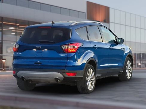 Used 2017 Ford Escape Titanium w/ Equipment Group 301A AWD/4WD image 7