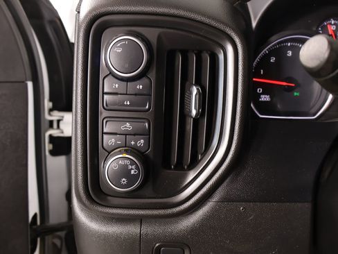 Used 2022 Chevrolet Silverado 2500 Custom w/ Gooseneck/5TH Wheel Package AWD/4WD image 7