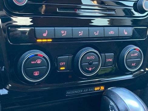 Used 2022 Volkswagen Passat 2.0T SE image 22