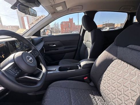 New 2026 Nissan Kicks SV image 24