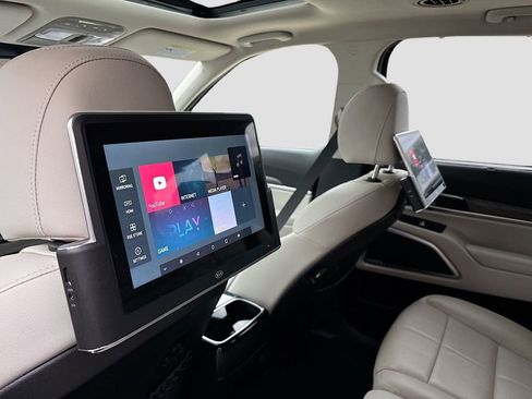 Used 2022 Kia Telluride EX image 27