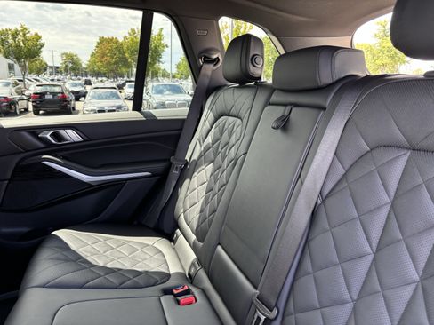 Certified 2024 BMW X5 sDrive40i w/ M Sport Package RWD image 33