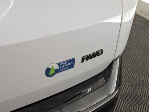 Used 2024 Chevrolet Traverse Premier w/ Redline Edition image 13