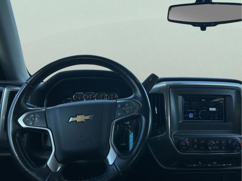 Used 2018 Chevrolet Silverado 1500 LT w/ All Star Edition image 23