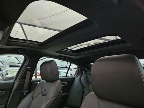 New 2026 Cadillac CT5 V image 9