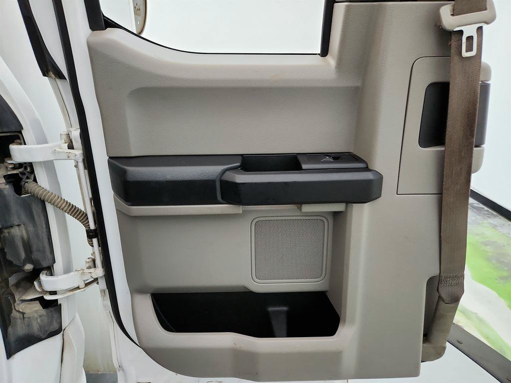 Used 2018 Ford F350 XL AWD/4WD image 21