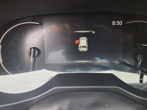 Used 2025 Toyota RAV4 XLE FWD image 7