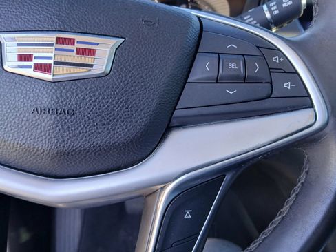 Used 2017 Cadillac XT5 Luxury w/ Driver Awareness Package FWD image 31