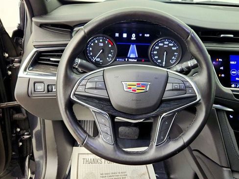 Used 2020 Cadillac XT5 Premium Luxury image 14