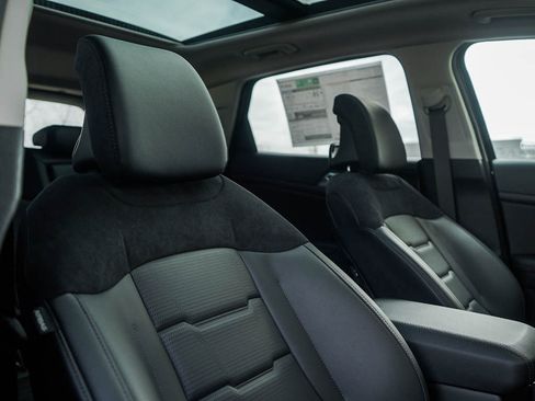 New 2026 Kia Sportage SX image 12