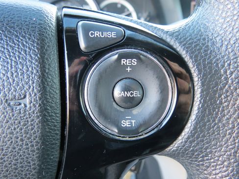 Used 2016 Honda Accord LX image 13