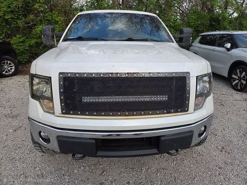 Used 2013 Ford F150 Lariat w/ Lariat Chrome Pkg image 2