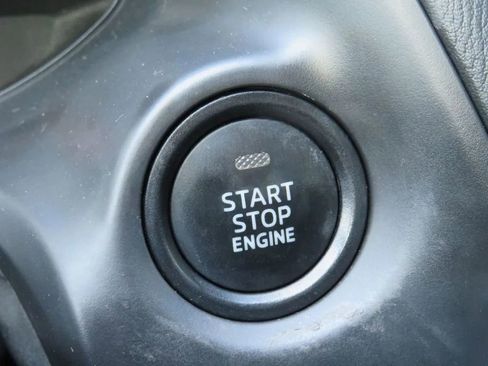 Used 2016 MAZDA MAZDA3 i Sport image 18