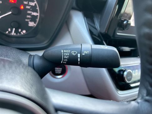 Used 2024 Toyota Corolla SE FWD image 19