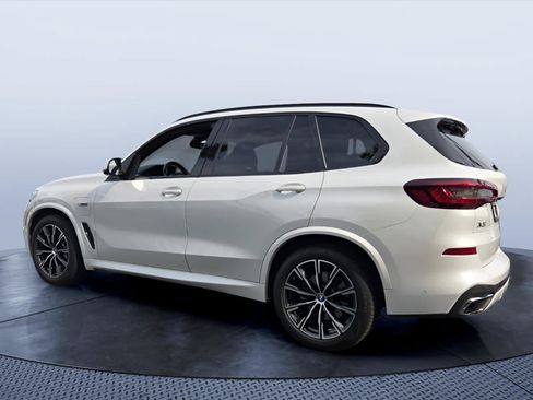 Used 2022 BMW X5 xDrive45e w/ M Sport Package AWD/4WD image 4