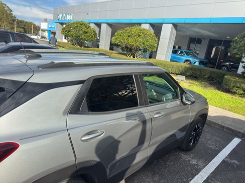 Certified 2023 Chevrolet TrailBlazer LT w/ Convenience Package image 10