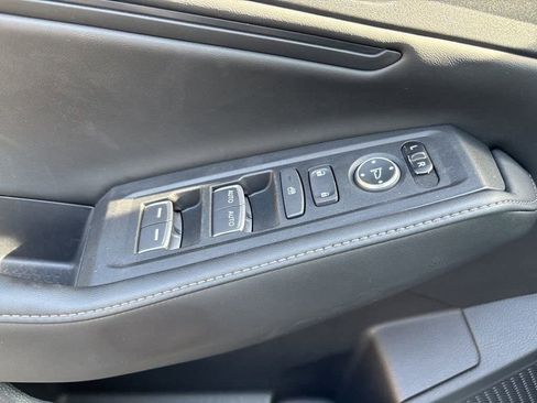 Used 2025 Honda Accord Sport image 25