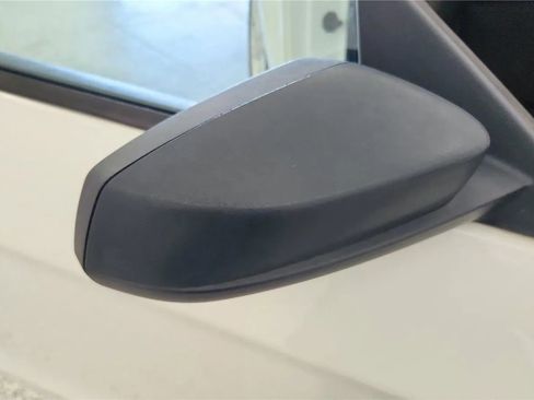 Used 2013 Ford Mustang V6 image 17