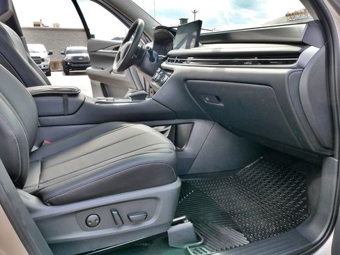 Used 2024 INFINITI QX60 Luxe w/ Vision Package image 12