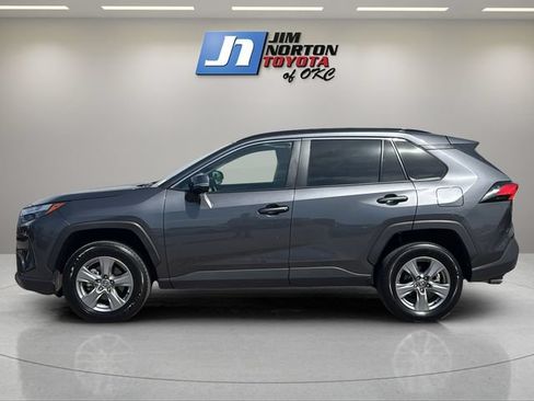 Used 2025 Toyota RAV4 XLE FWD image 8
