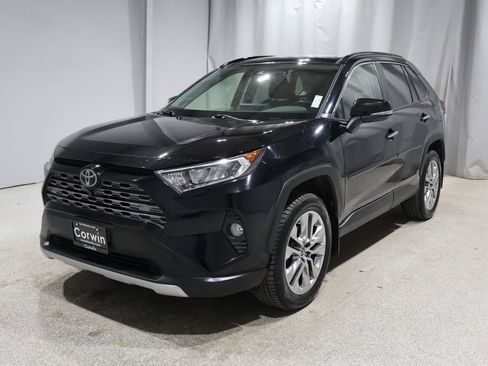 Used 2019 Toyota RAV4 Limited image 7