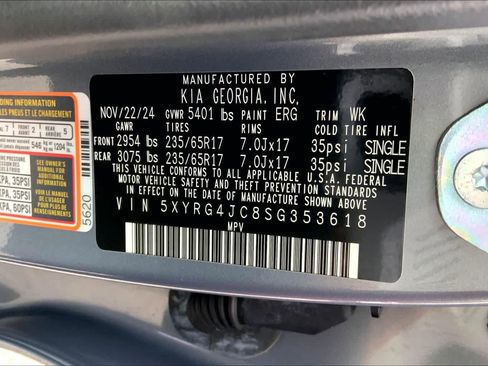 Used 2025 Kia Sorento LX FWD image 33