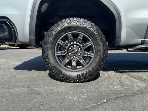 Used 2024 GMC Sierra 1500 AT4X AWD/4WD image 18