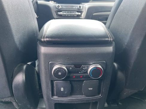 Used 2020 Ford Explorer XLT w/ Equipment Group 202A image 20