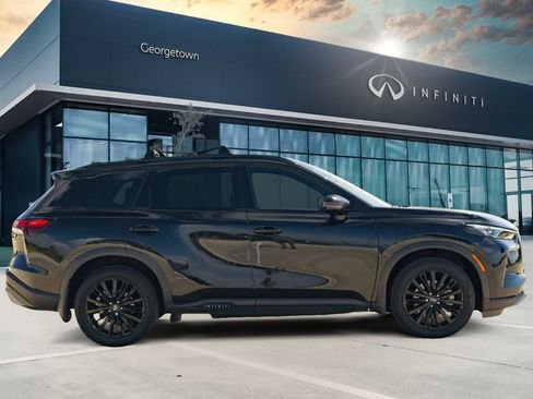 Certified 2025 INFINITI QX60 Autograph w/ Cargo Package AWD/4WD image 4