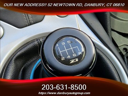 Used 2010 Nissan 370Z Coupe w/ Sport Pkg RWD image 13