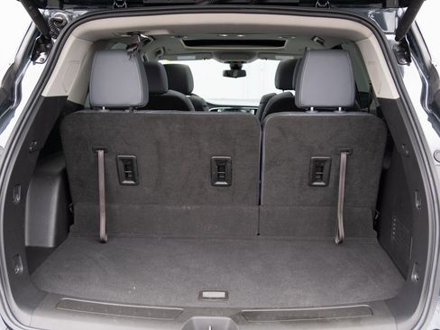 Used 2021 Buick Enclave Essence w/ Experience Buick Package image 26