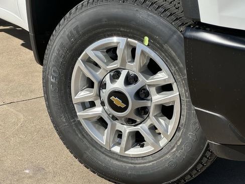 New 2025 Chevrolet Silverado 2500 W/T image 12