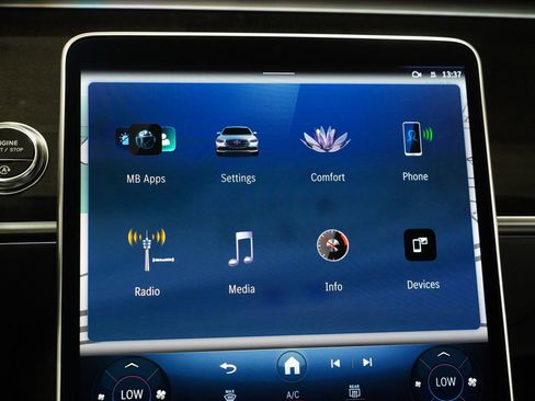 New 2026 Mercedes-Benz S 580 4MATIC Sedan image 27