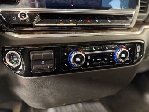 Used 2023 GMC Sierra 1500 SLE AWD/4WD image 15