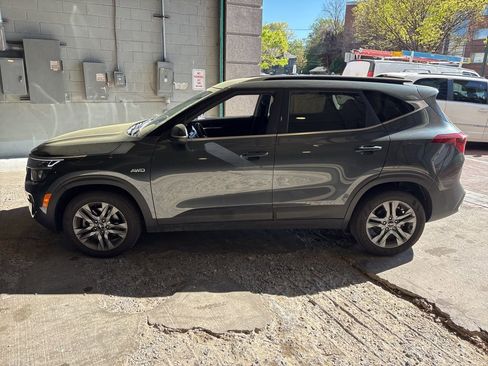 Certified 2023 Kia Seltos S w/ Navigation Package AWD/4WD image 6