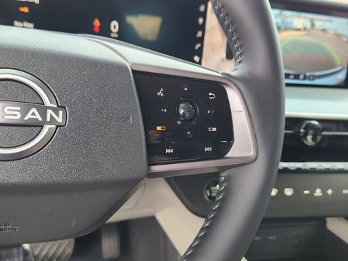 Used 2025 Nissan Murano Platinum w/ Cargo Package image 9