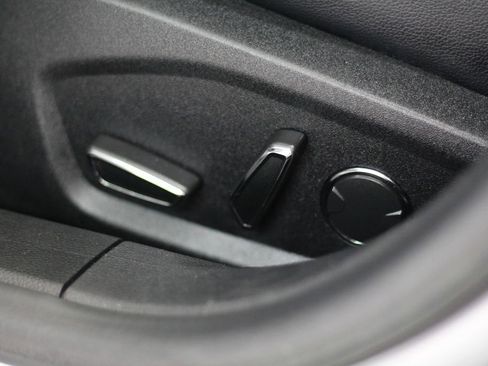Used 2020 Ford Fusion SEL FWD image 44