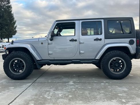 Used 2016 Jeep Wrangler Unlimited Sport image 6