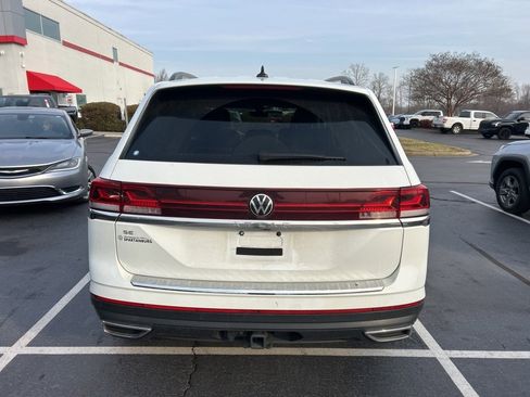 Used 2024 Volkswagen Atlas SE image 7