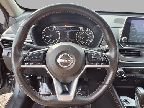 Used 2024 Nissan Altima 2.5 SR image 12